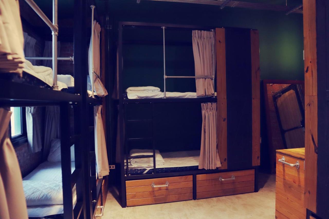 Travel Charger Hostel Hualien Exterior foto